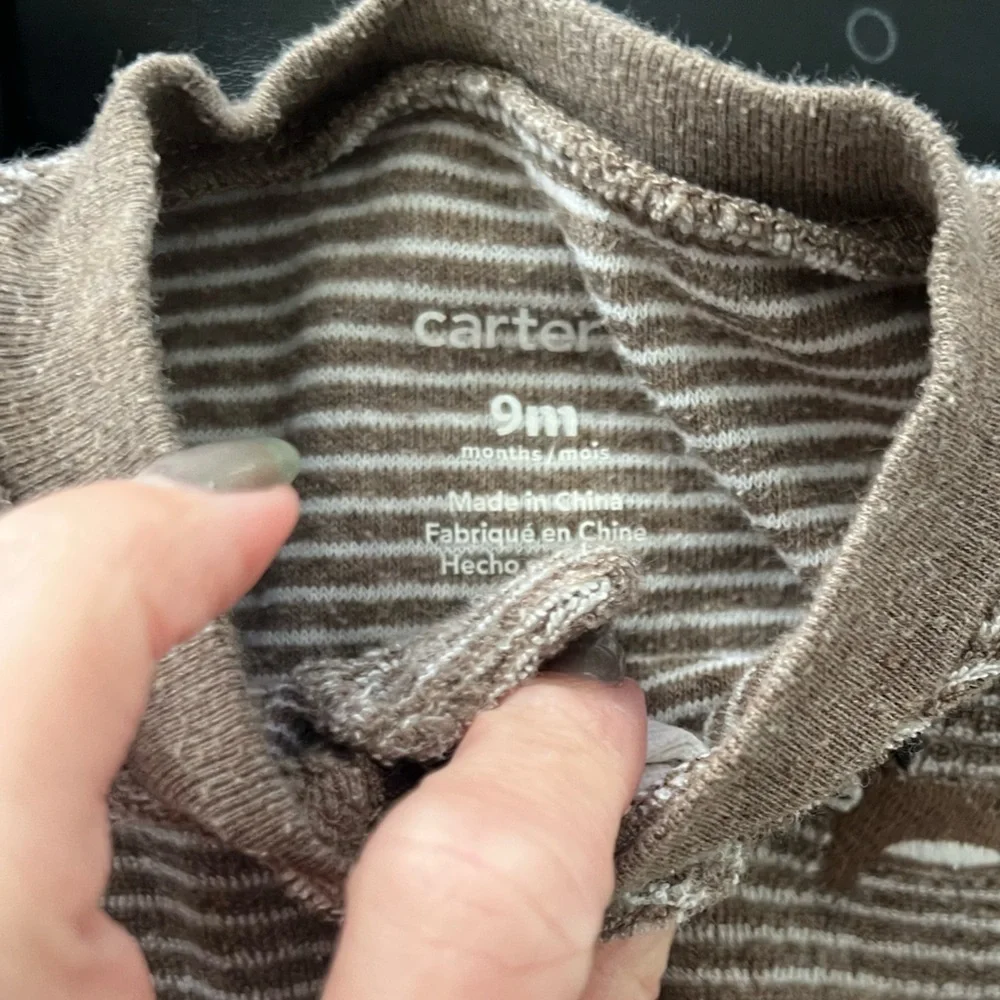 6 Baby Onesies in Red, Blue, and Gray; all 9 months